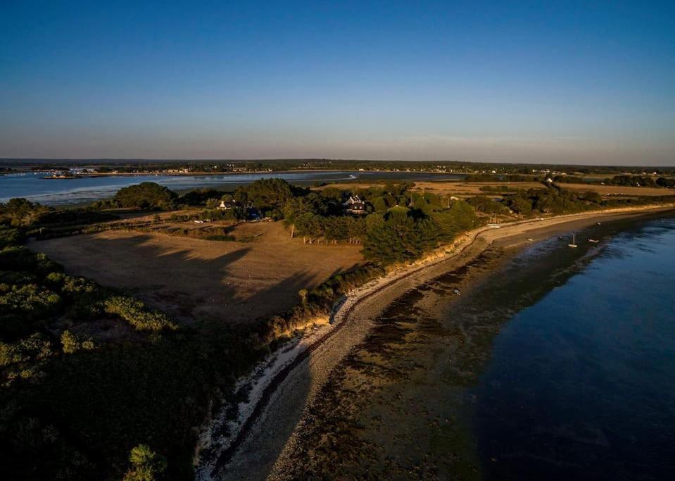 Meuble Sur L'Ile De Tascon A 300 M De La Plage Saint-Armel Bagian luar foto