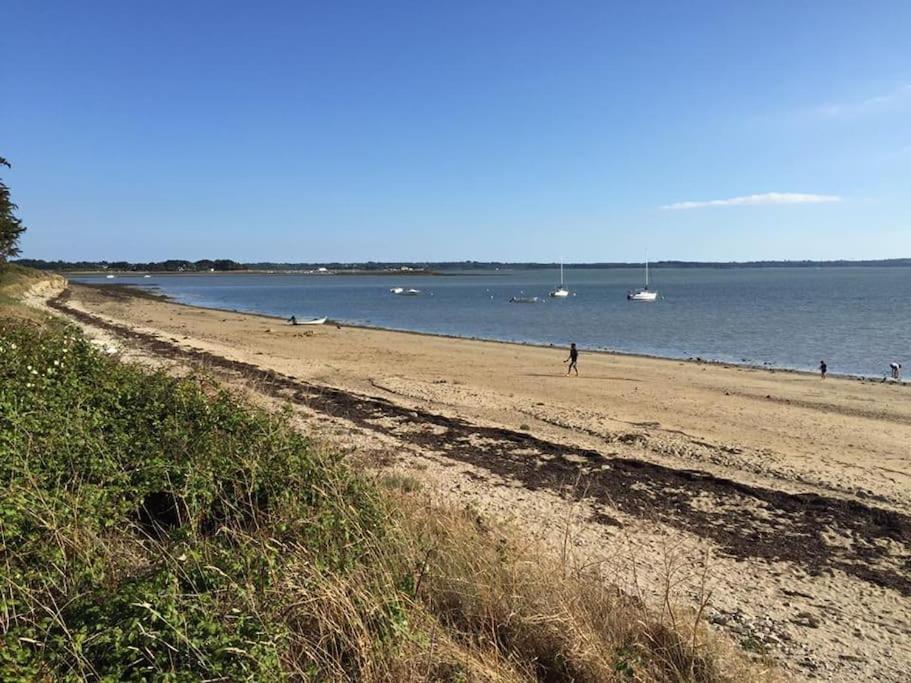 Meuble Sur L'Ile De Tascon A 300 M De La Plage Saint-Armel Bagian luar foto